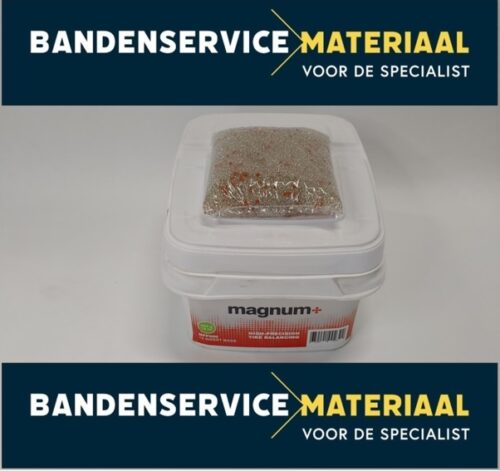 MAGNUM + Plastic bak met 12 zakjes (454g)